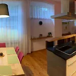Romantikapartment Mit Sommercard Schladming Dachstein *