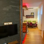 Romantikapartment Mit Sommercard Schladming Dachstein *