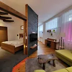 Romantikapartment Mit Sommercard Schladming Dachstein
