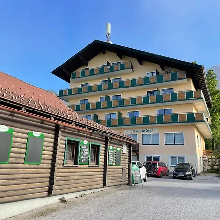 Апартаменты Romantikapartment Mit Sommercard Schladming Dachstein *