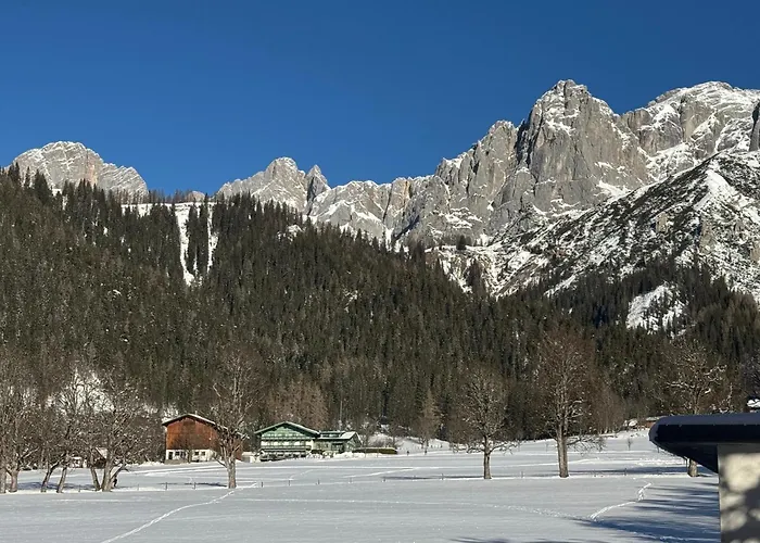 Romantikapartment Mit Sommercard Schladming Dachstein Апартаменты *